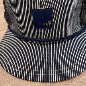 *NEW* m/f people trucker hat